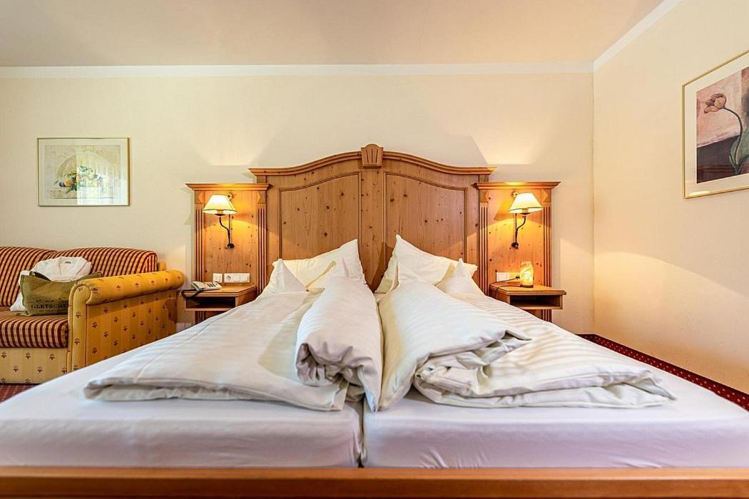 Hotel Gletscherblick Sankt Leonhard im Pitztal Exterior photo